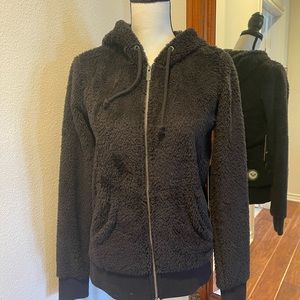 New ROXY FUZZY HOODIE XIP UP WITH POCKETS LADIES M sweater sweatshirt  jacket